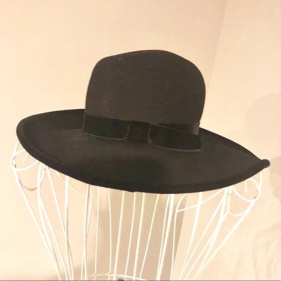 Vintage Bloomingdales Black 100% Wool Wide Brim Hat - Picture 3 of 9